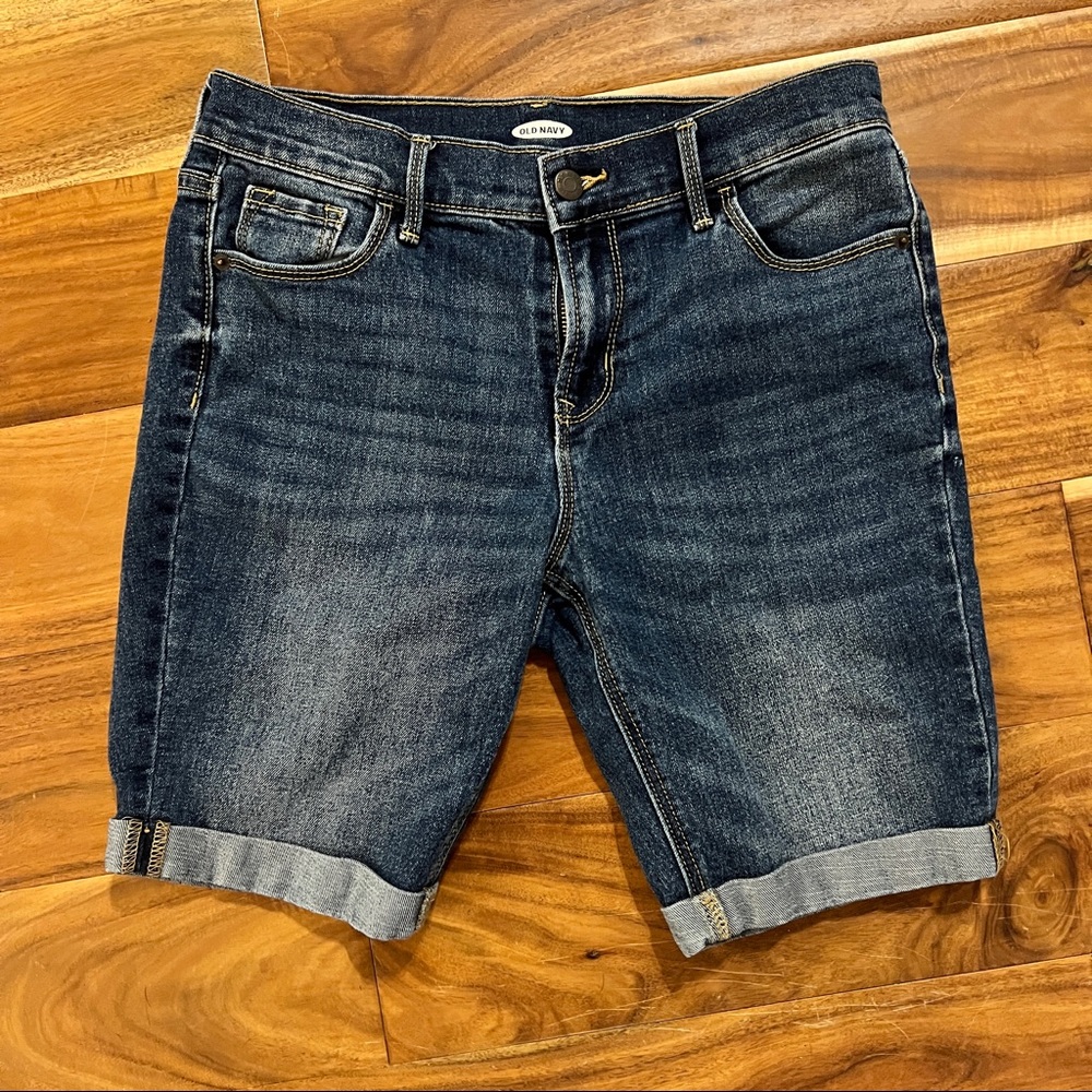 OLD NAVY SHORTS